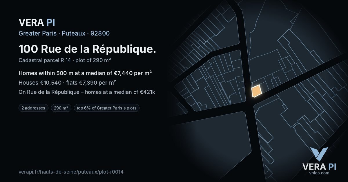 100 Rue de la République, Puteaux at night – the plot lit, the parcels around coloured by the prices near them