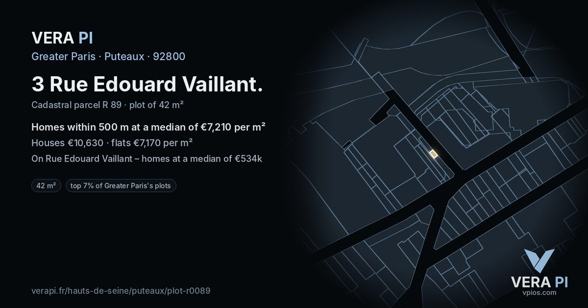 3 Rue Edouard Vaillant, Puteaux at night – the plot lit, the parcels around coloured by the prices near them