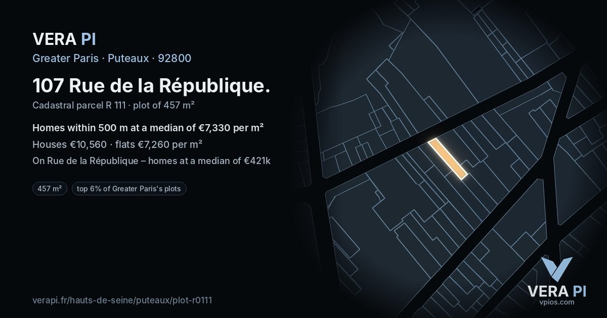 107 Rue de la République, Puteaux at night – the plot lit, the parcels around coloured by the prices near them