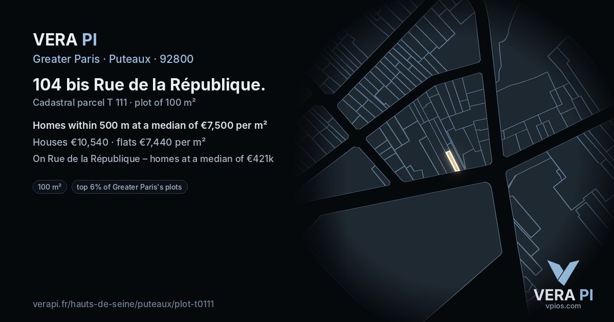 104 bis Rue de la République, Puteaux at night – the plot lit, the parcels around coloured by the prices near them