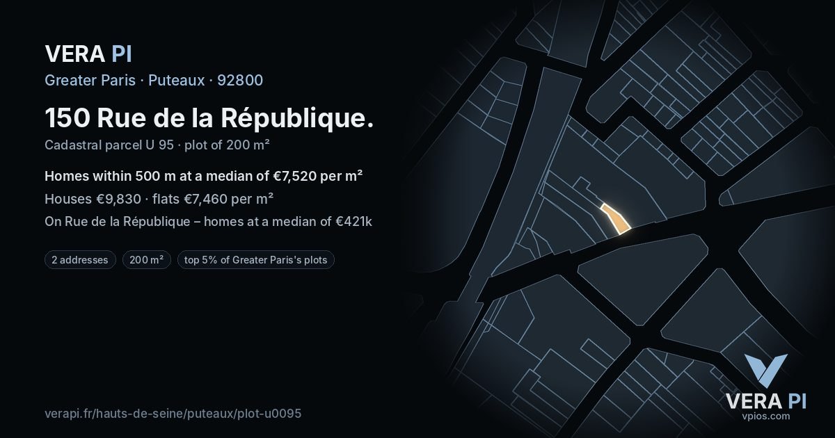 150 Rue de la République, Puteaux at night – the plot lit, the parcels around coloured by the prices near them