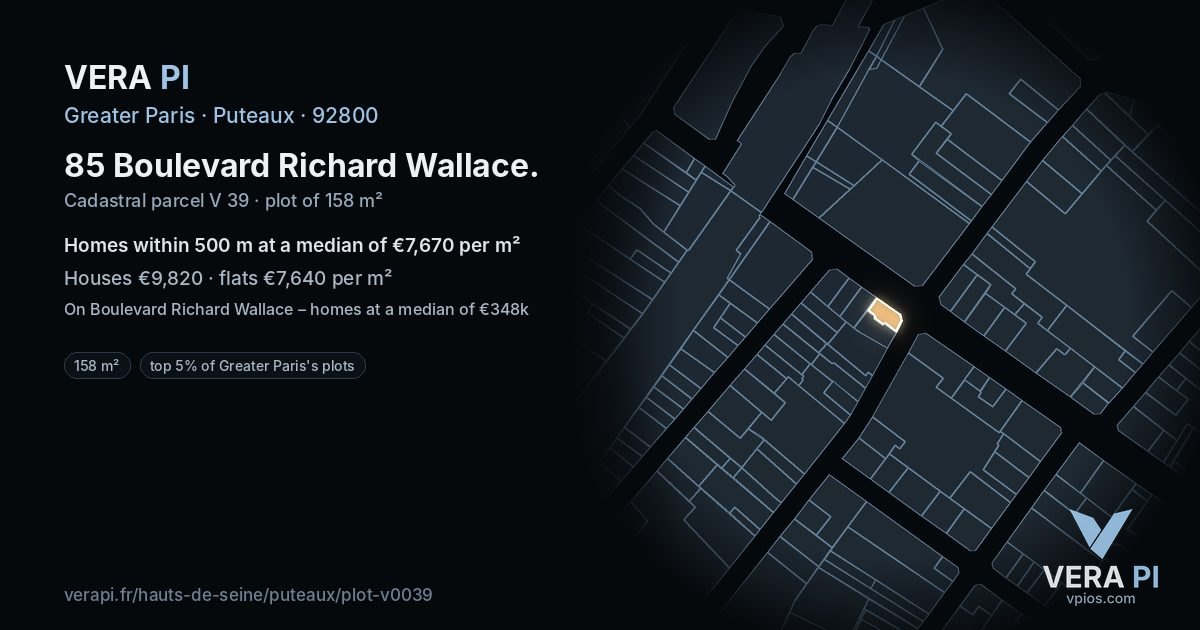 85 Boulevard Richard Wallace, Puteaux at night – the plot lit, the parcels around coloured by the prices near them