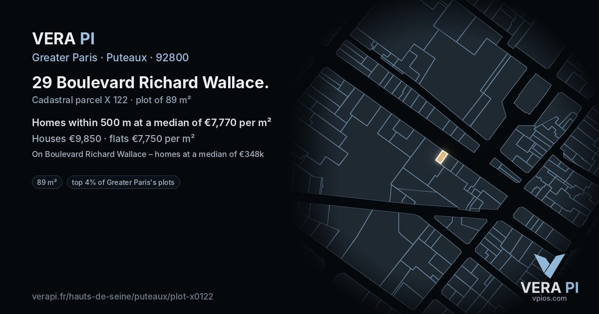 29 Boulevard Richard Wallace, Puteaux at night – the plot lit, the parcels around coloured by the prices near them