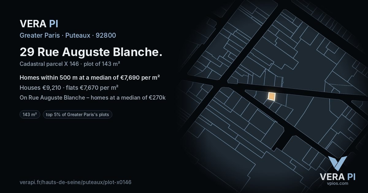 29 Rue Auguste Blanche, Puteaux at night – the plot lit, the parcels around coloured by the prices near them