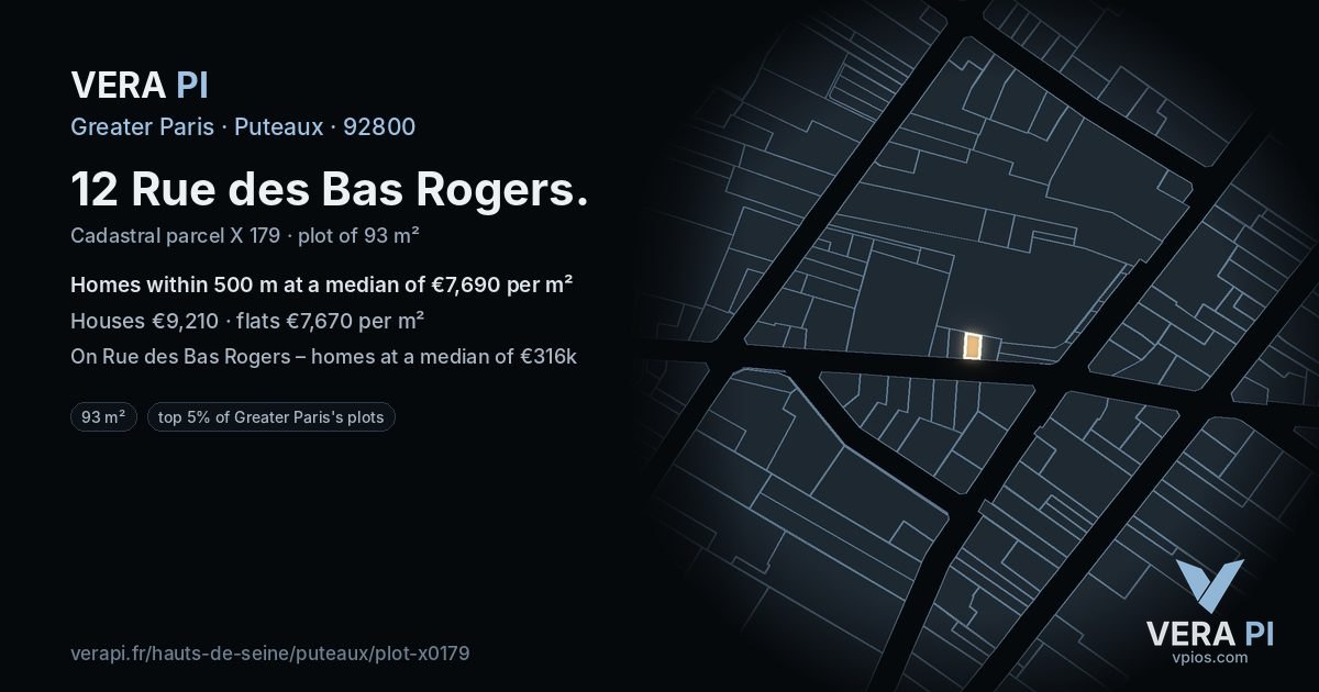 12 Rue des Bas Rogers, Puteaux at night – the plot lit, the parcels around coloured by the prices near them