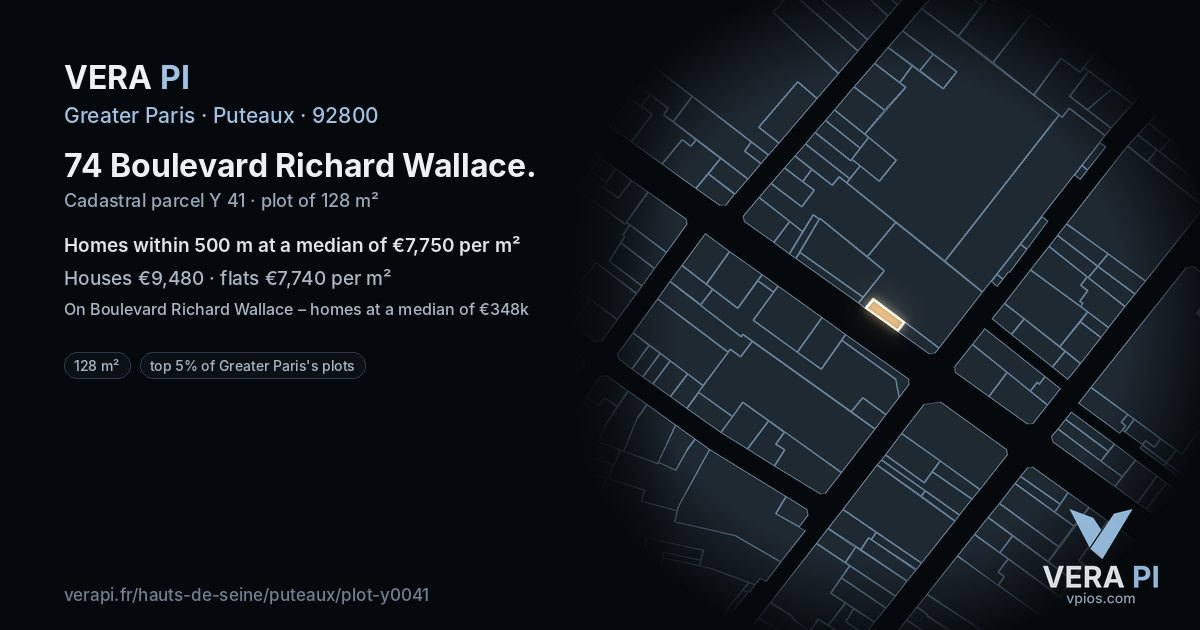 74 Boulevard Richard Wallace, Puteaux at night – the plot lit, the parcels around coloured by the prices near them