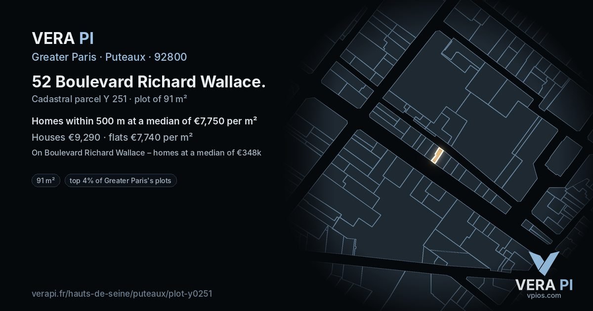 52 Boulevard Richard Wallace, Puteaux at night – the plot lit, the parcels around coloured by the prices near them