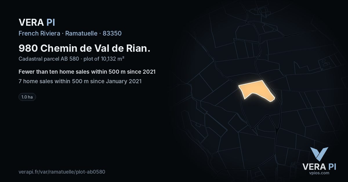 980 Chemin de Val de Rian, Ramatuelle at night – the plot lit, the parcels around coloured by the prices near them