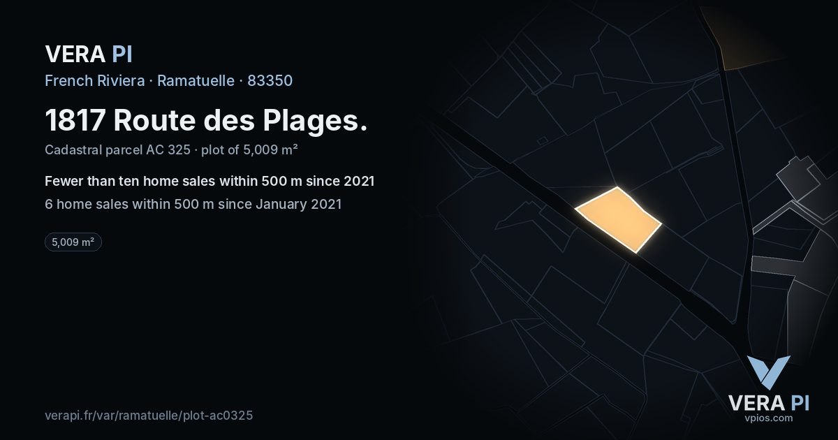 1817 Route des Plages, Ramatuelle at night – the plot lit, the parcels around coloured by the prices near them
