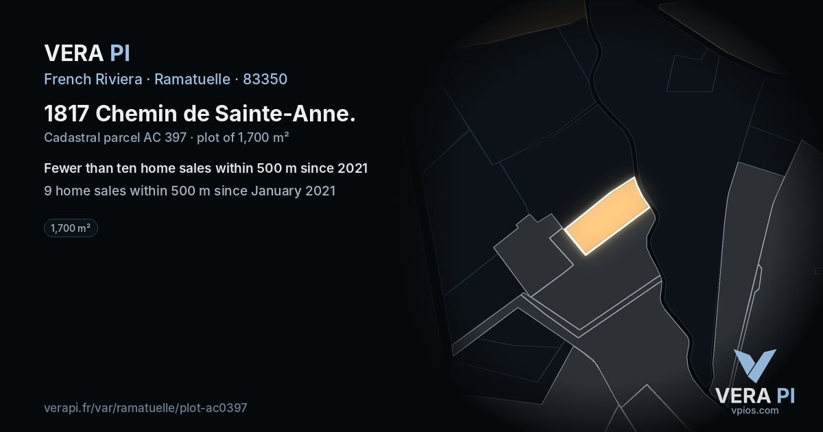 1817 Chemin de Sainte-Anne, Ramatuelle at night – the plot lit, the parcels around coloured by the prices near them