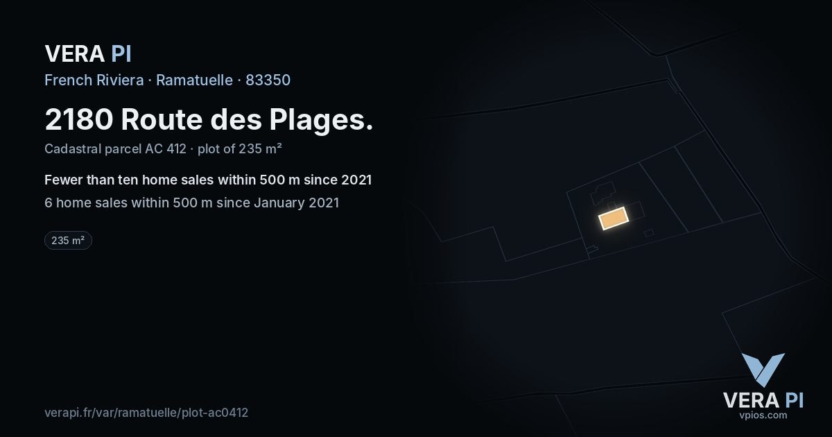 2180 Route des Plages, Ramatuelle at night – the plot lit, the parcels around coloured by the prices near them