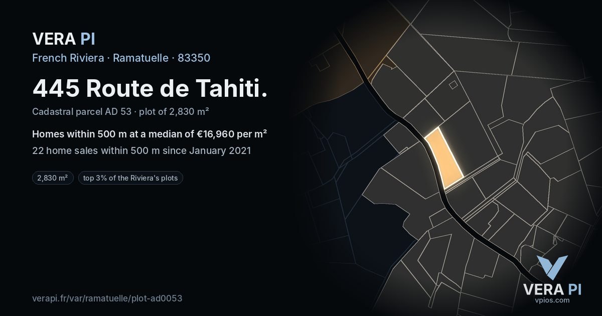 445 Route de Tahiti, Ramatuelle at night – the plot lit, the parcels around coloured by the prices near them