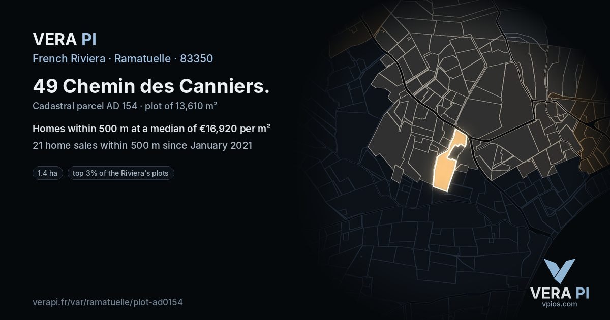 49 Chemin des Canniers, Ramatuelle at night – the plot lit, the parcels around coloured by the prices near them
