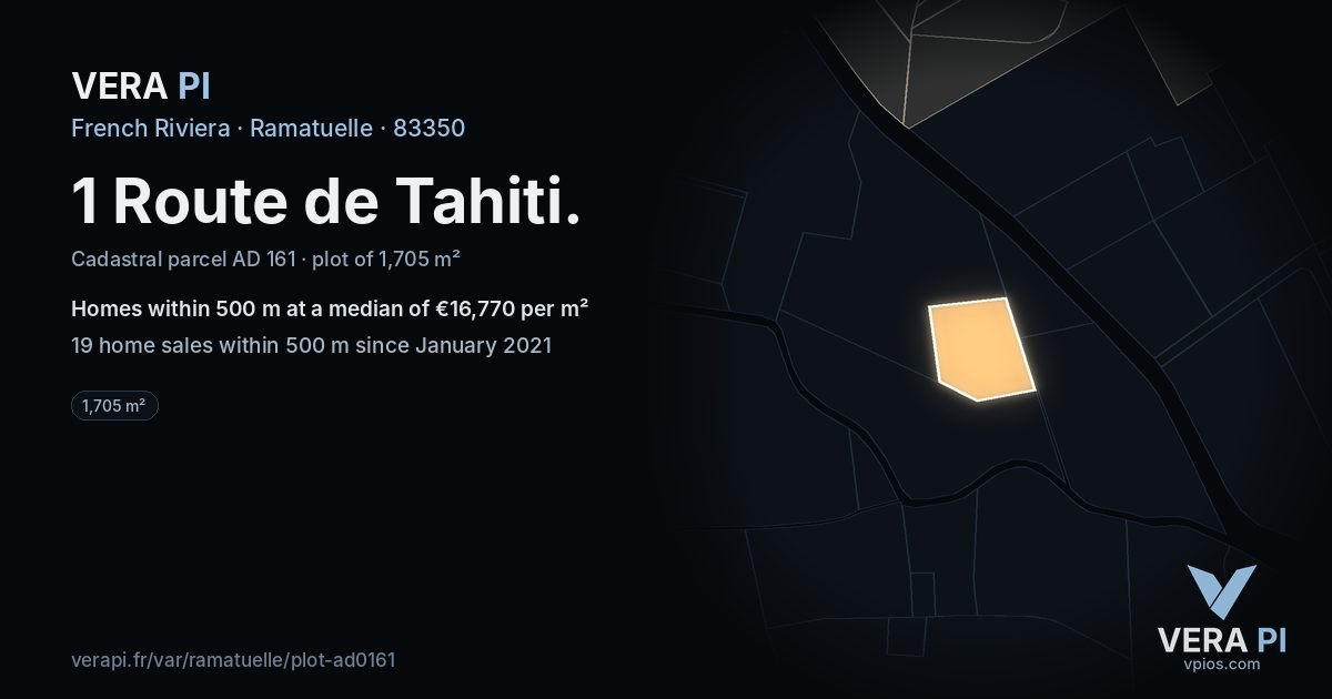 1 Route de Tahiti, Ramatuelle at night – the plot lit, the parcels around coloured by the prices near them