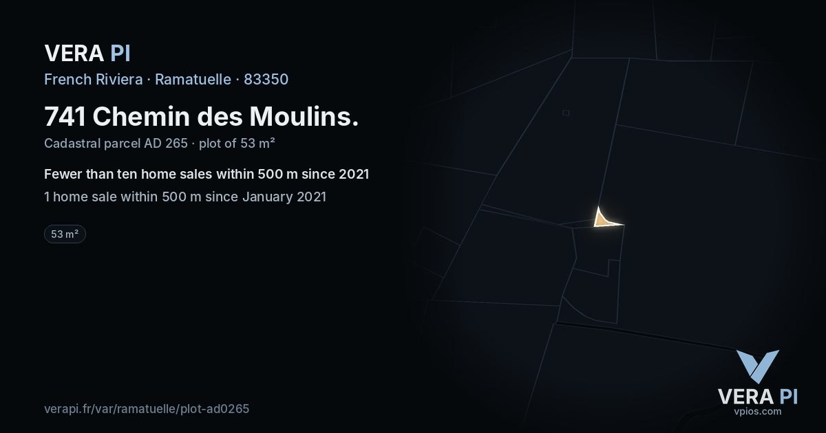 741 Chemin des Moulins, Ramatuelle at night – the plot lit, the parcels around coloured by the prices near them