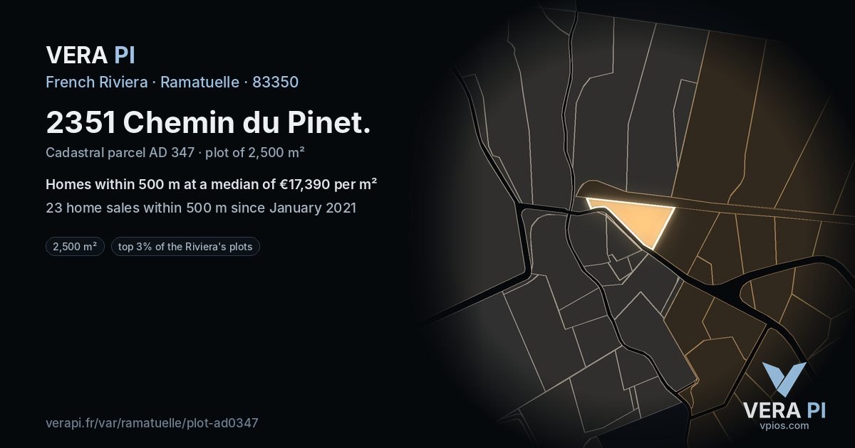 2351 Chemin du Pinet, Ramatuelle at night – the plot lit, the parcels around coloured by the prices near them