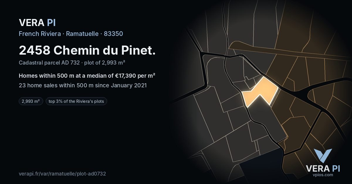 2458 Chemin du Pinet, Ramatuelle at night – the plot lit, the parcels around coloured by the prices near them