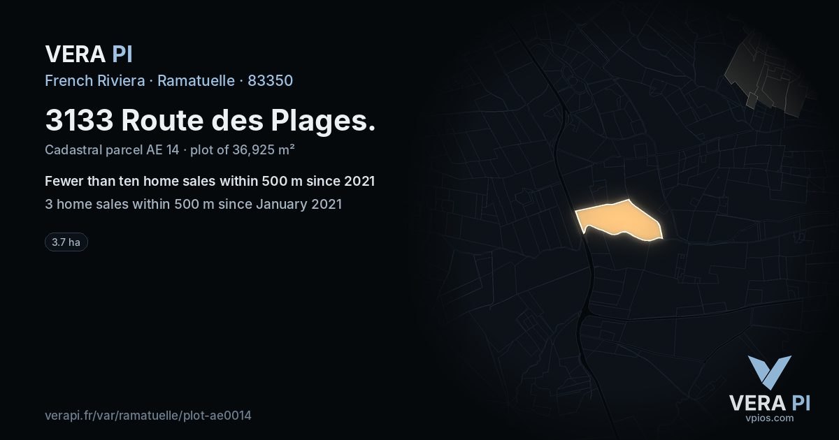 3133 Route des Plages, Ramatuelle at night – the plot lit, the parcels around coloured by the prices near them