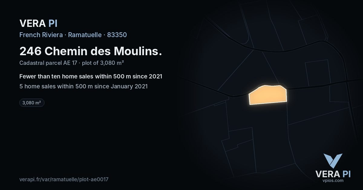 246 Chemin des Moulins, Ramatuelle at night – the plot lit, the parcels around coloured by the prices near them