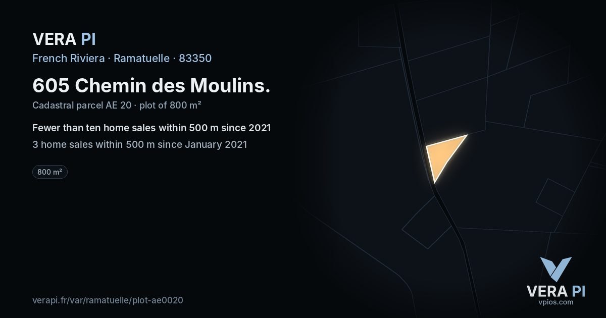 605 Chemin des Moulins, Ramatuelle at night – the plot lit, the parcels around coloured by the prices near them
