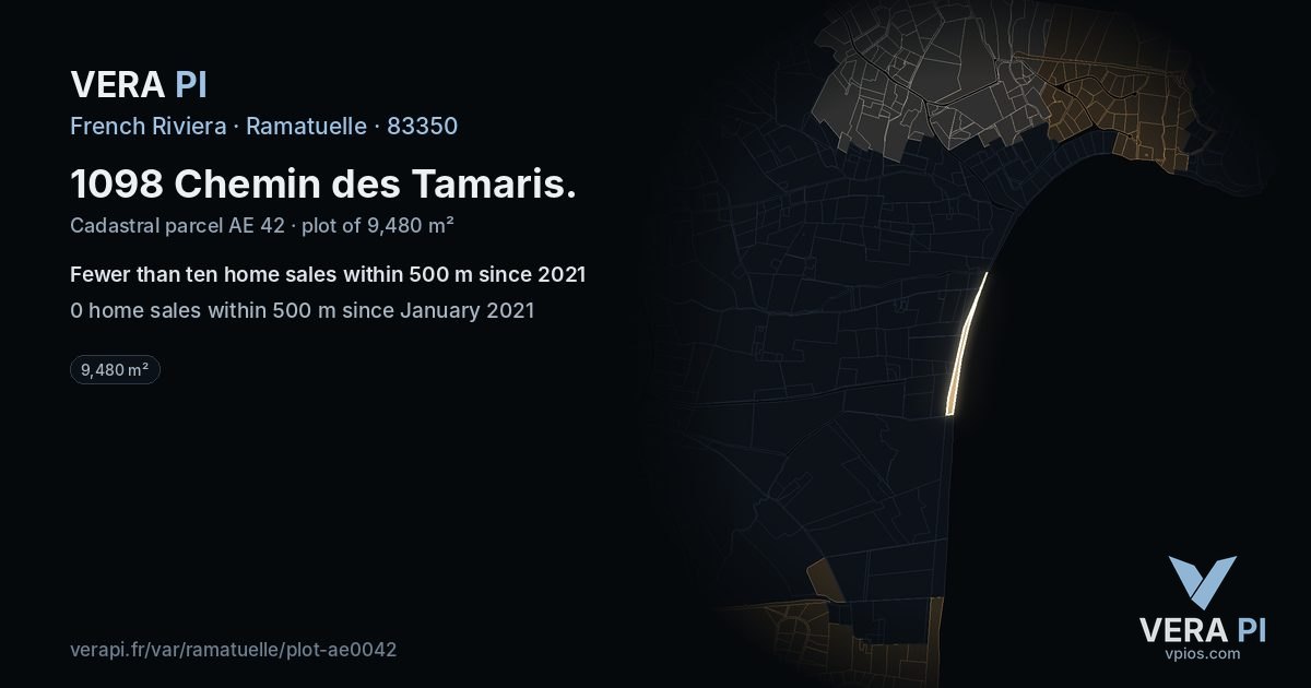 1098 Chemin des Tamaris, Ramatuelle at night – the plot lit, the parcels around coloured by the prices near them