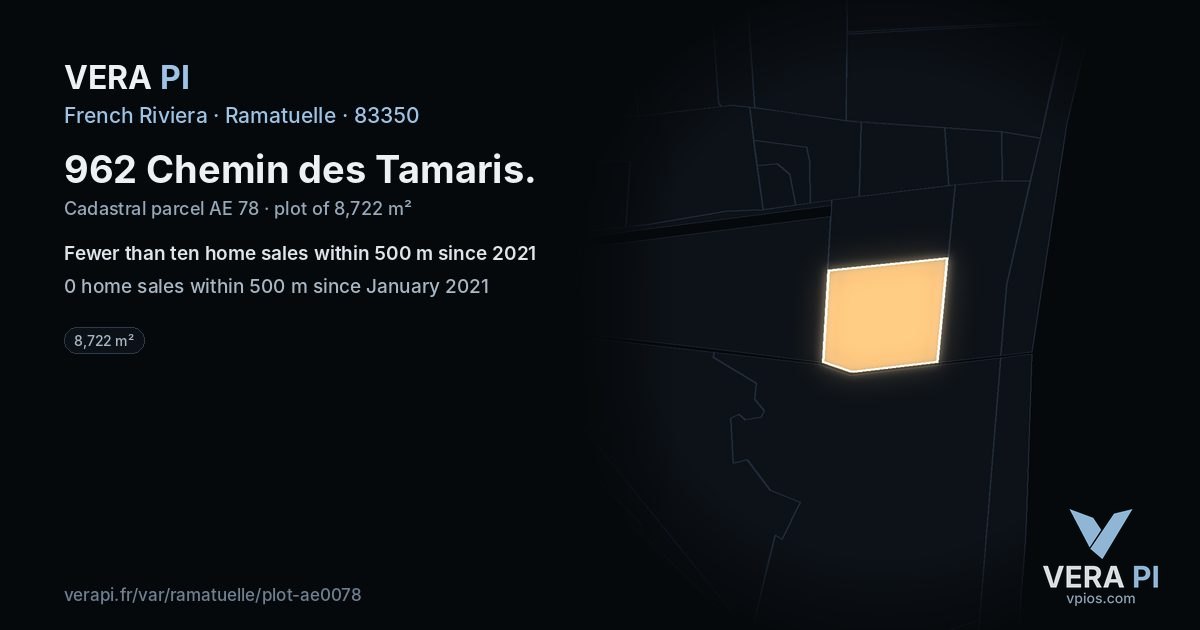 962 Chemin des Tamaris, Ramatuelle at night – the plot lit, the parcels around coloured by the prices near them