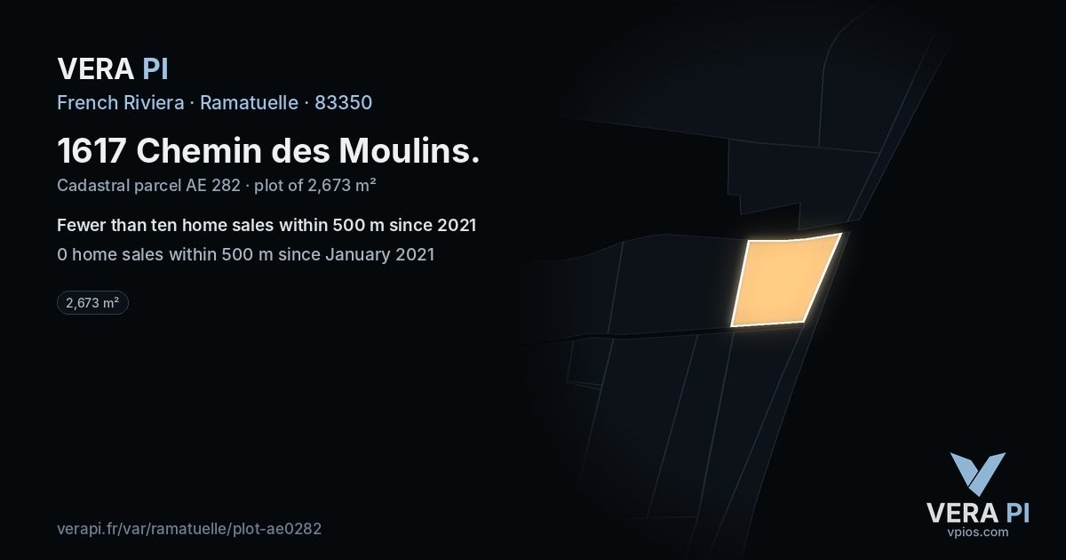 1617 Chemin des Moulins, Ramatuelle at night – the plot lit, the parcels around coloured by the prices near them