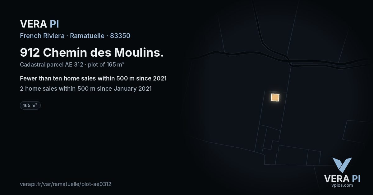 912 Chemin des Moulins, Ramatuelle at night – the plot lit, the parcels around coloured by the prices near them