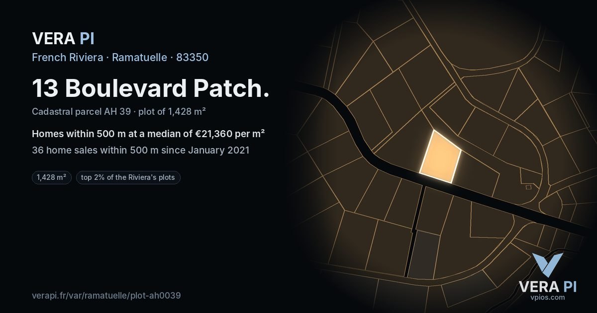 13 Boulevard Patch, Ramatuelle at night – the plot lit, the parcels around coloured by the prices near them