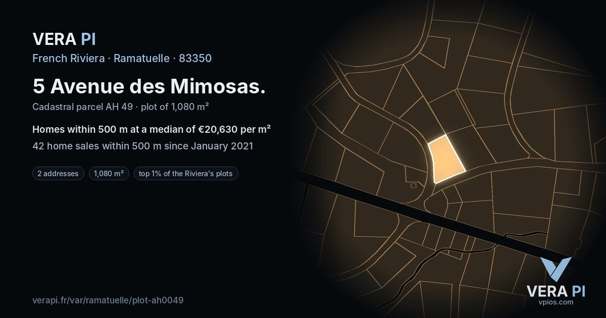 5 Avenue des Mimosas, Ramatuelle at night – the plot lit, the parcels around coloured by the prices near them