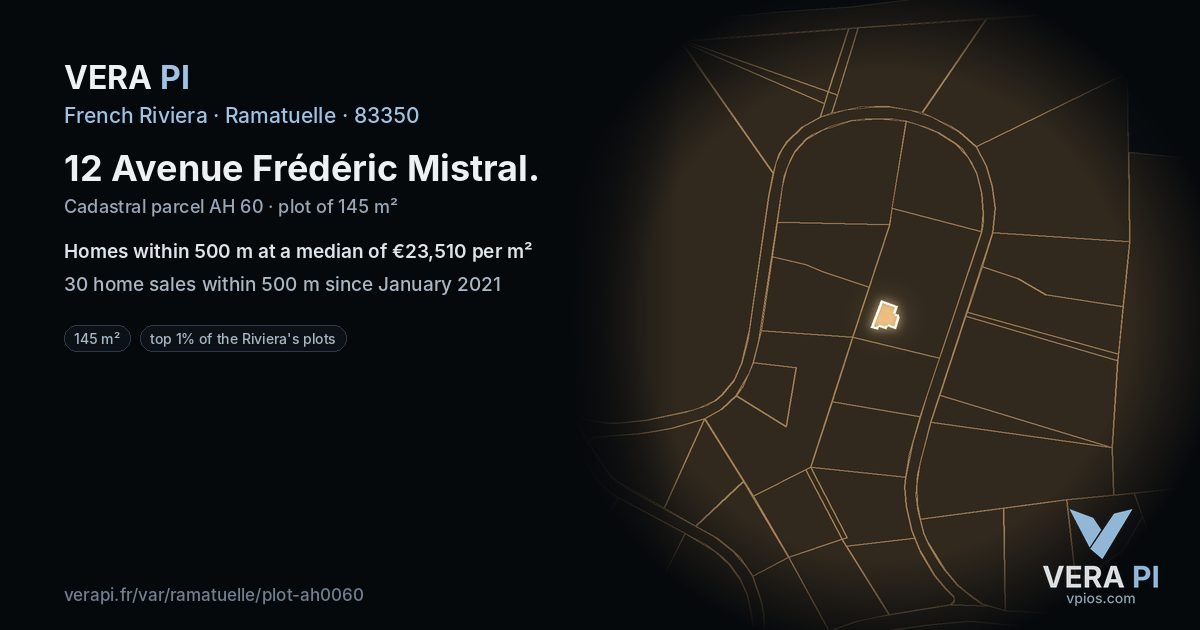 12 Avenue Frédéric Mistral, Ramatuelle at night – the plot lit, the parcels around coloured by the prices near them