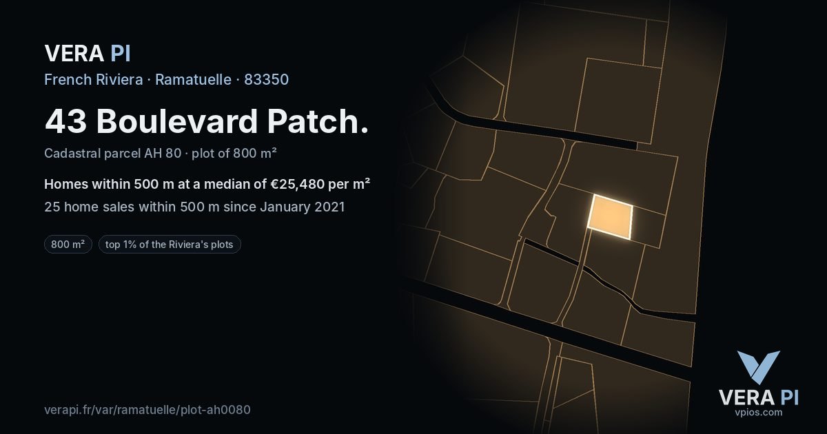 43 Boulevard Patch, Ramatuelle at night – the plot lit, the parcels around coloured by the prices near them
