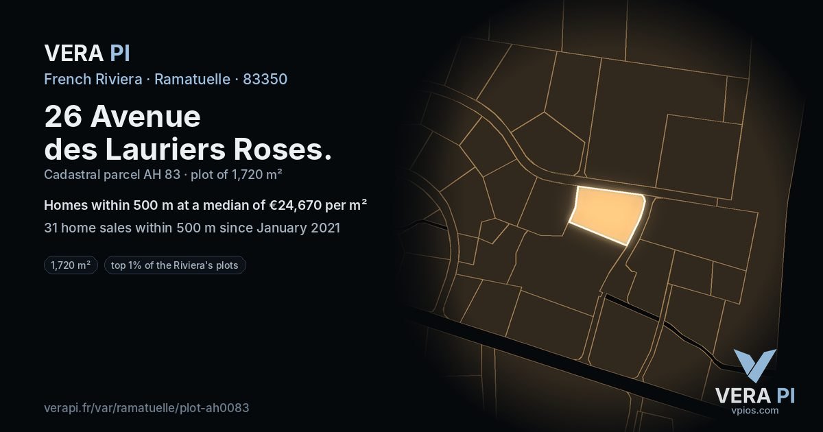 26 Avenue des Lauriers Roses, Ramatuelle at night – the plot lit, the parcels around coloured by the prices near them