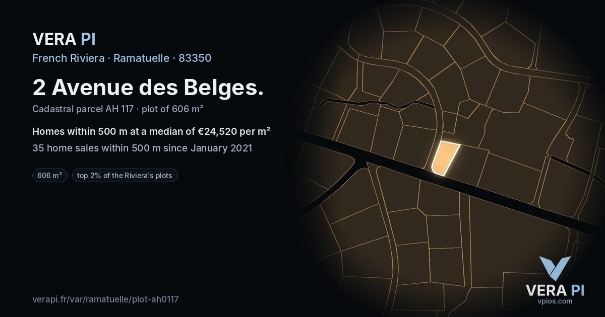 2 Avenue des Belges, Ramatuelle at night – the plot lit, the parcels around coloured by the prices near them