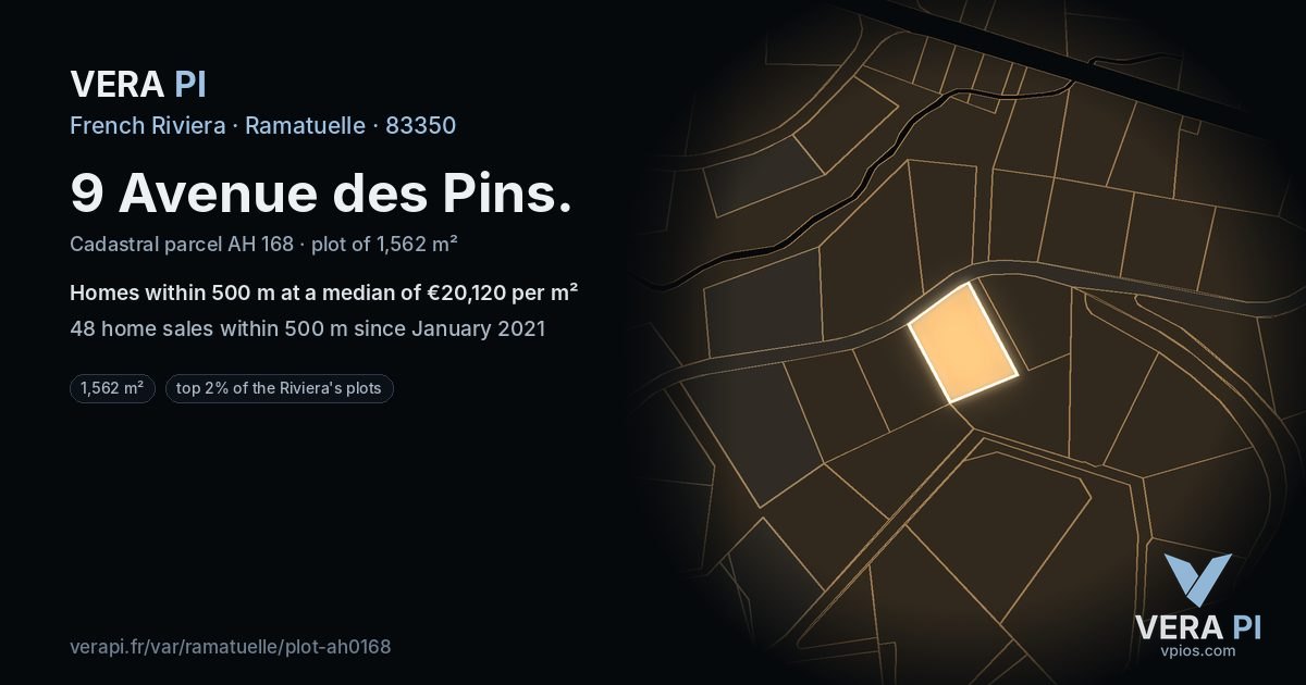 9 Avenue des Pins, Ramatuelle at night – the plot lit, the parcels around coloured by the prices near them