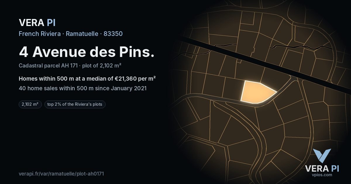 4 Avenue des Pins, Ramatuelle at night – the plot lit, the parcels around coloured by the prices near them