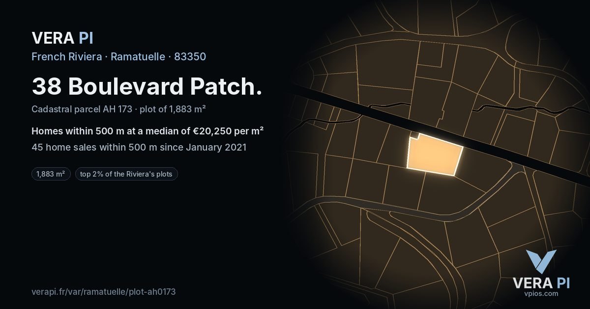 38 Boulevard Patch, Ramatuelle at night – the plot lit, the parcels around coloured by the prices near them