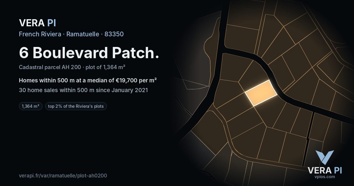 6 Boulevard Patch, Ramatuelle at night – the plot lit, the parcels around coloured by the prices near them