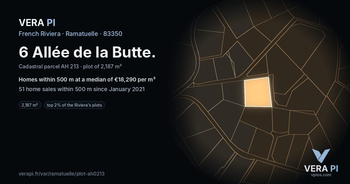 6 Allée de la Butte, Ramatuelle at night – the plot lit, the parcels around coloured by the prices near them