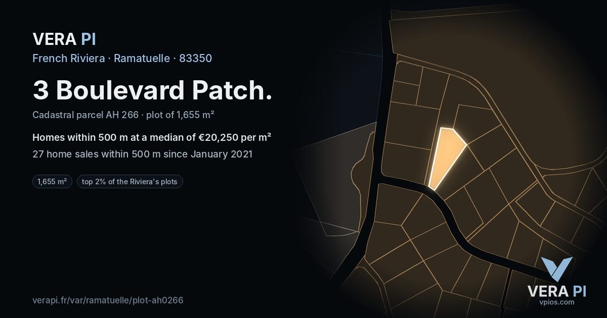 3 Boulevard Patch, Ramatuelle at night – the plot lit, the parcels around coloured by the prices near them