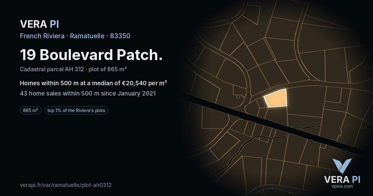 19 Boulevard Patch, Ramatuelle at night – the plot lit, the parcels around coloured by the prices near them