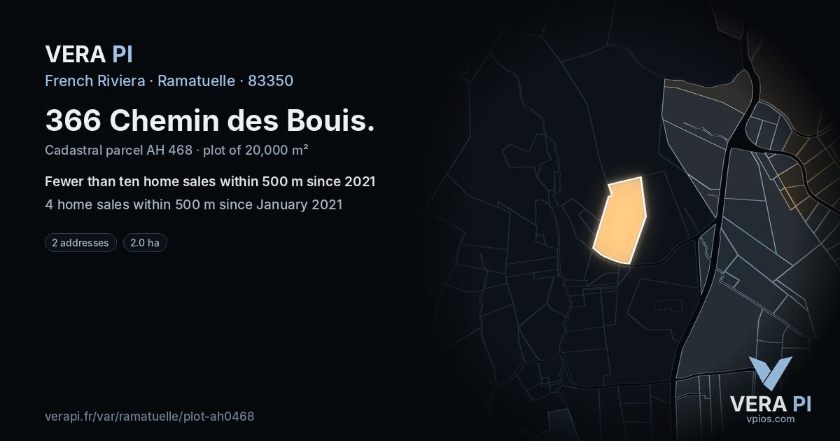 366 Chemin des Bouis, Ramatuelle at night – the plot lit, the parcels around coloured by the prices near them