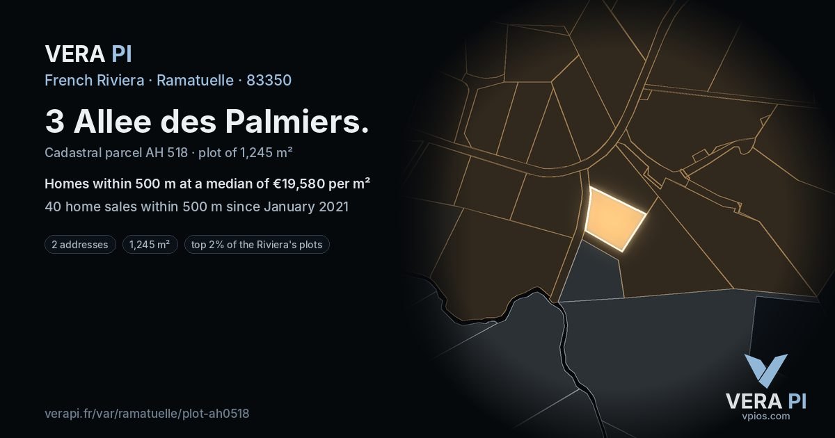 3 Allee des Palmiers, Ramatuelle at night – the plot lit, the parcels around coloured by the prices near them