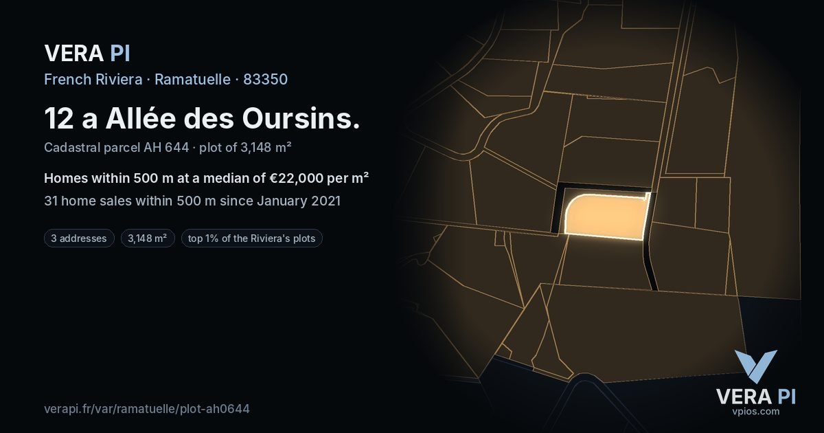 12 a Allée des Oursins, Ramatuelle at night – the plot lit, the parcels around coloured by the prices near them