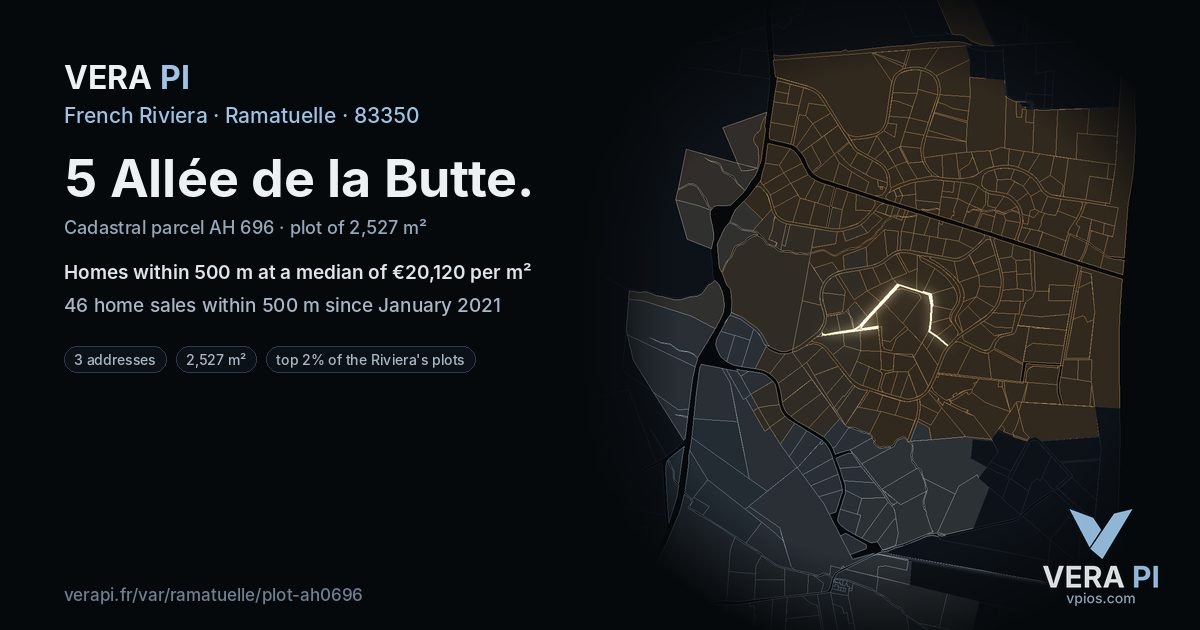 5 Allée de la Butte, Ramatuelle at night – the plot lit, the parcels around coloured by the prices near them