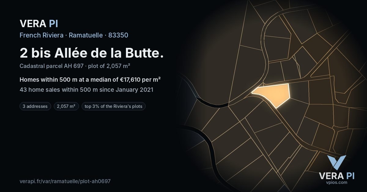 2 bis Allée de la Butte, Ramatuelle at night – the plot lit, the parcels around coloured by the prices near them