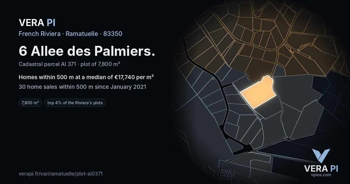 6 Allee des Palmiers, Ramatuelle at night – the plot lit, the parcels around coloured by the prices near them