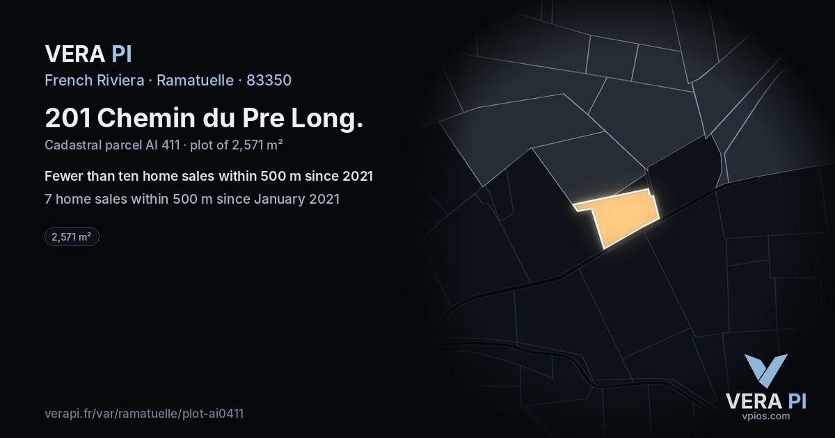 201 Chemin du Pre Long, Ramatuelle at night – the plot lit, the parcels around coloured by the prices near them
