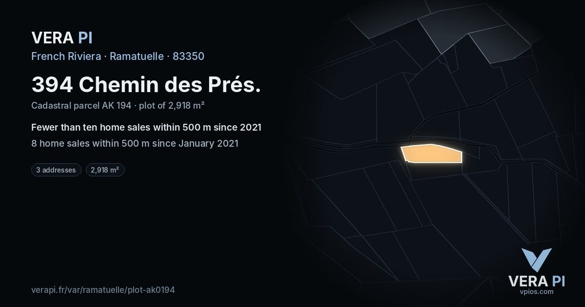 394 Chemin des Prés, Ramatuelle at night – the plot lit, the parcels around coloured by the prices near them
