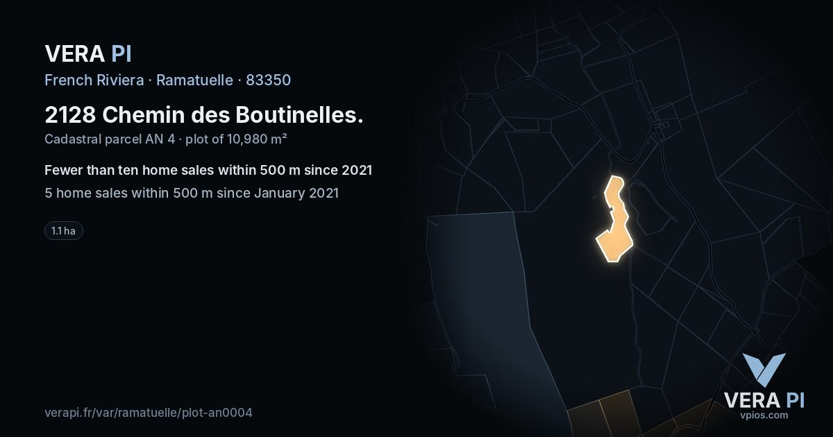 2128 Chemin des Boutinelles, Ramatuelle at night – the plot lit, the parcels around coloured by the prices near them